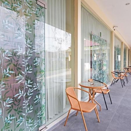V Canggu Dormitory Kültér fotó